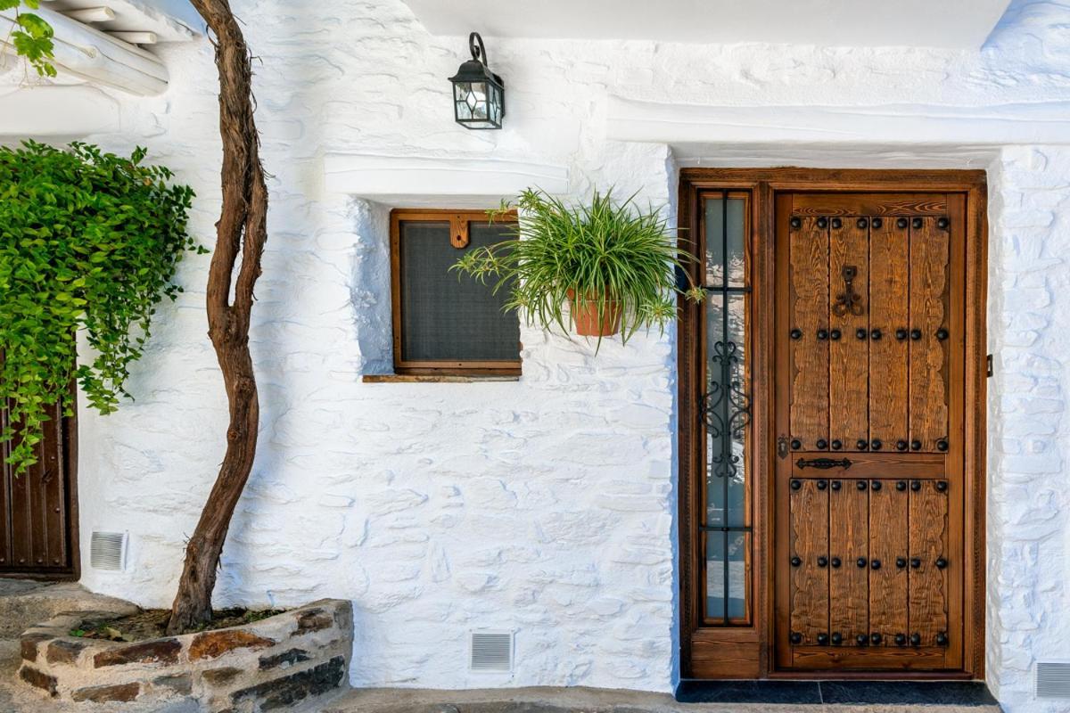 Апартаменты Casa Antonia Capileira La Alpujarra Экстерьер фото