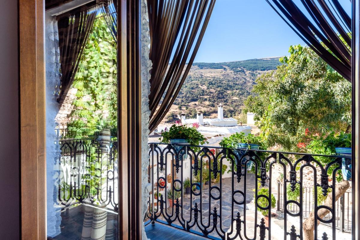 Апартаменты Casa Antonia Capileira La Alpujarra Экстерьер фото