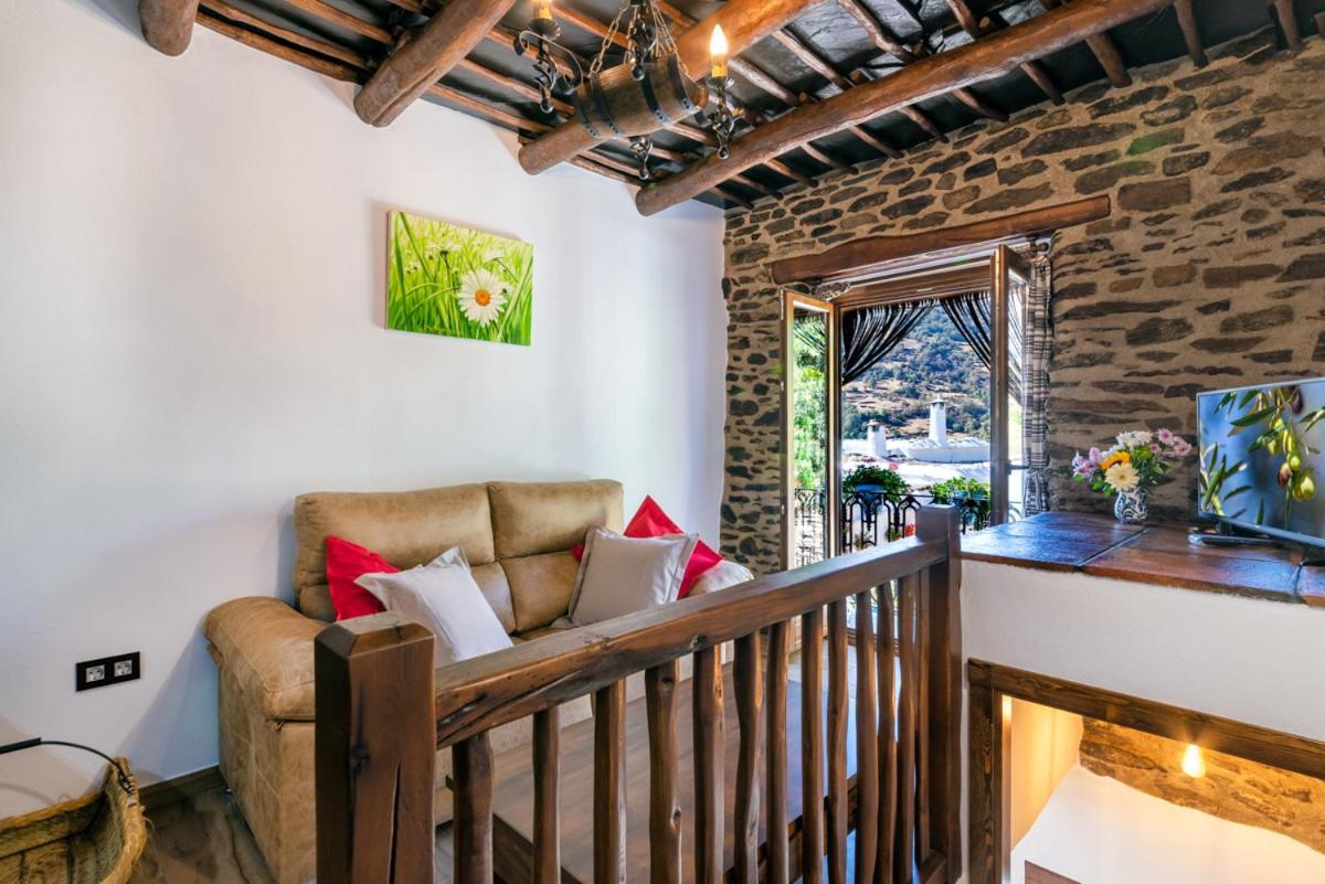 Апартаменты Casa Antonia Capileira La Alpujarra Экстерьер фото